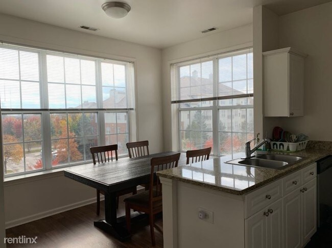 Building Photo - 2 br, 2.5 bath Apartment - 2810 Alisop Pl