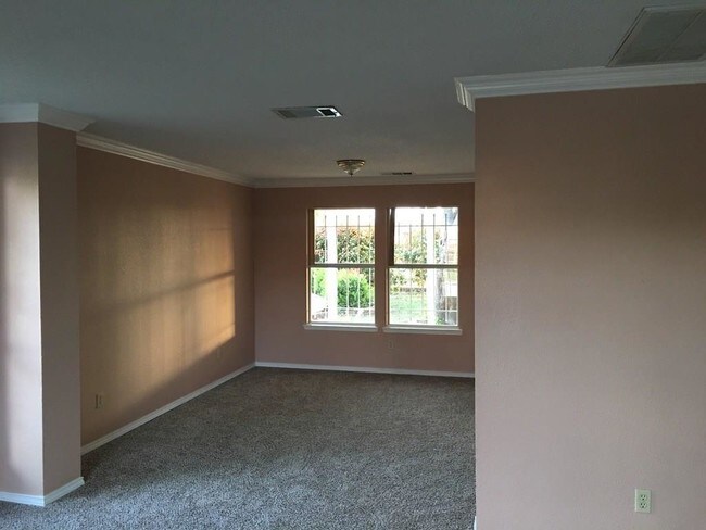 Building Photo - 1702 Prairie Creek Ct