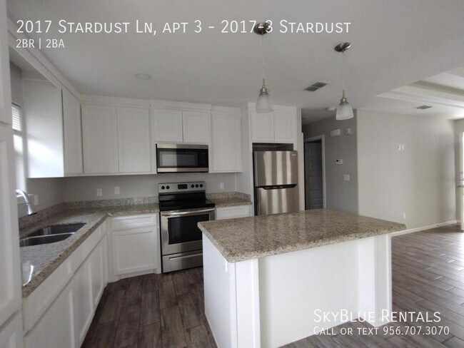 Building Photo - 2017 Stardust Ln