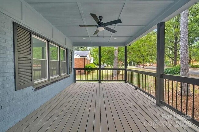 Foto del edificio - 1001 Archdale Dr