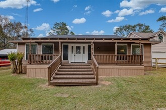 Building Photo - 38210 Green Willow St