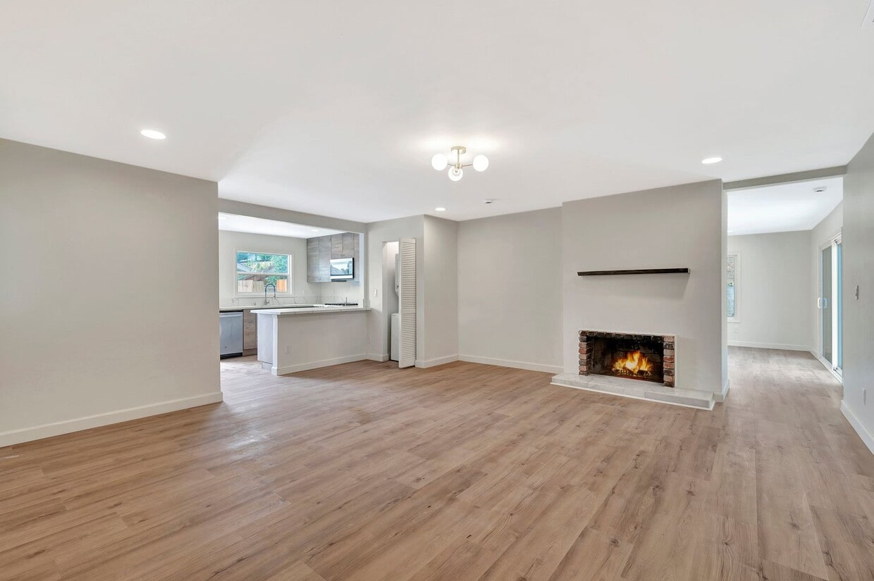 Primary Photo - Single level 3 bedrooms home in San Diego ...