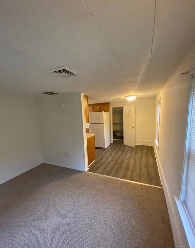 Foto del edificio - 165 Huntingtown Rd
