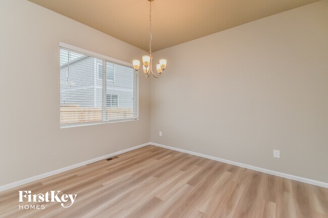 Building Photo - 11179 Murrelet Dr