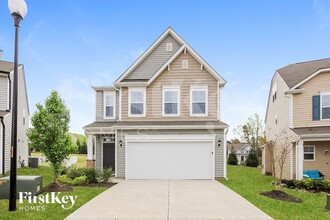 Building Photo - 97 Roterham Dr