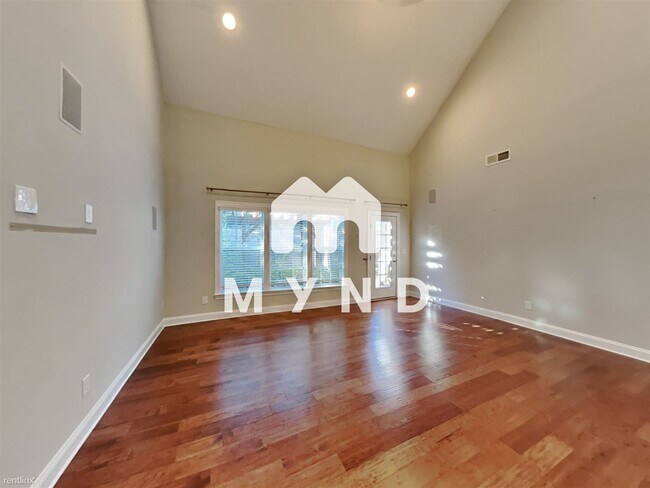 Foto del edificio - 3 br, 3.5 bath Townhome - 5113 Pansley Dr