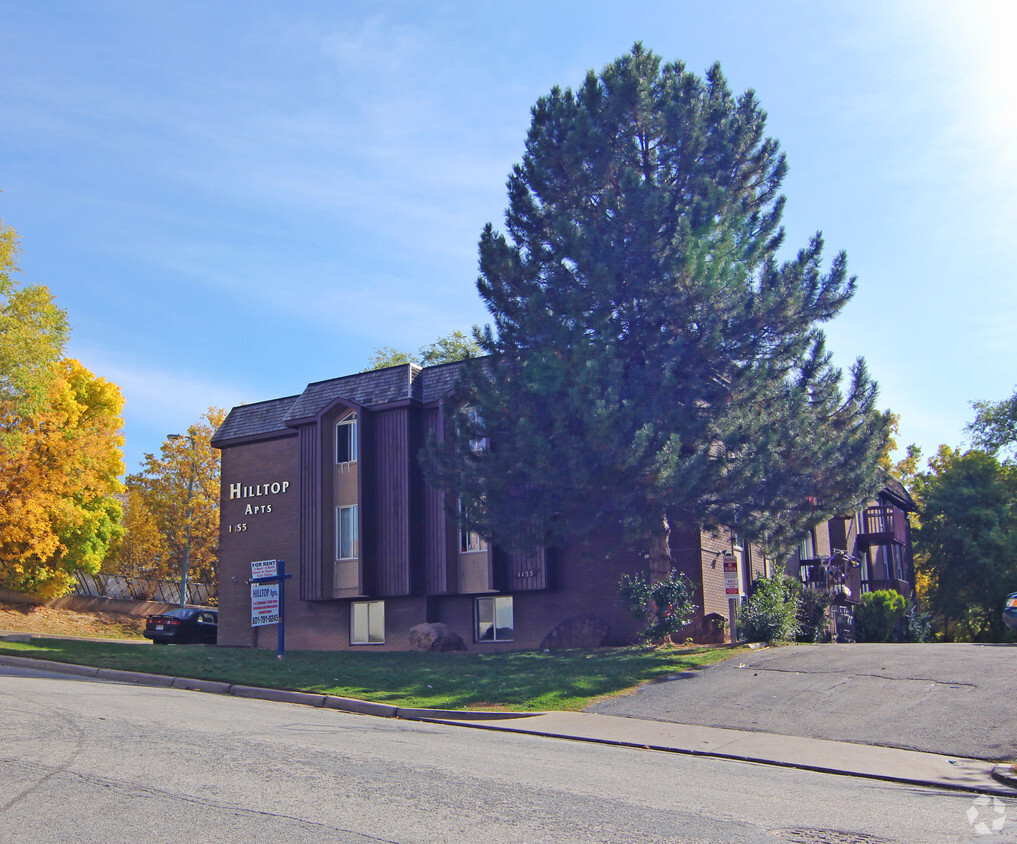 Foto del edificio - Hilltop Apartments