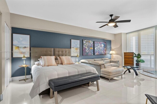 Foto del edificio - 475 Brickell Ave