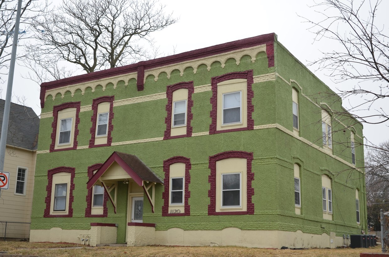 Primary Photo - 1170 MLK