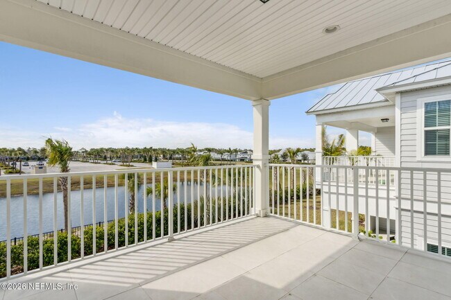 Foto del edificio - 571 Marquesa Cir