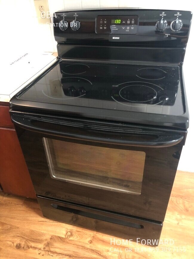 Foto del edificio - 2065 Spring Station Dr