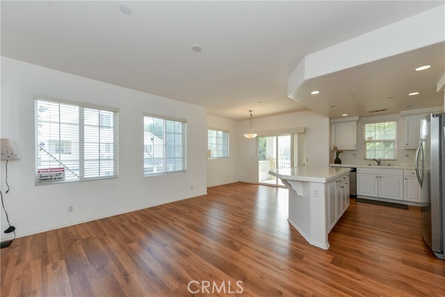 Foto del edificio - 8130 Garden Park St