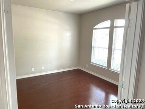 Foto del edificio - 25919 Lost Creek Way