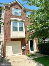 Building Photo - 7216 Mockingbird Cir