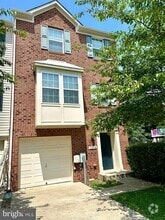 Building Photo - 7216 Mockingbird Cir