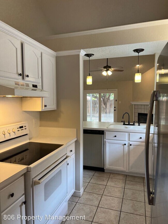 Foto del edificio - 3 br, 2 bath House - 406 Hyden Ave