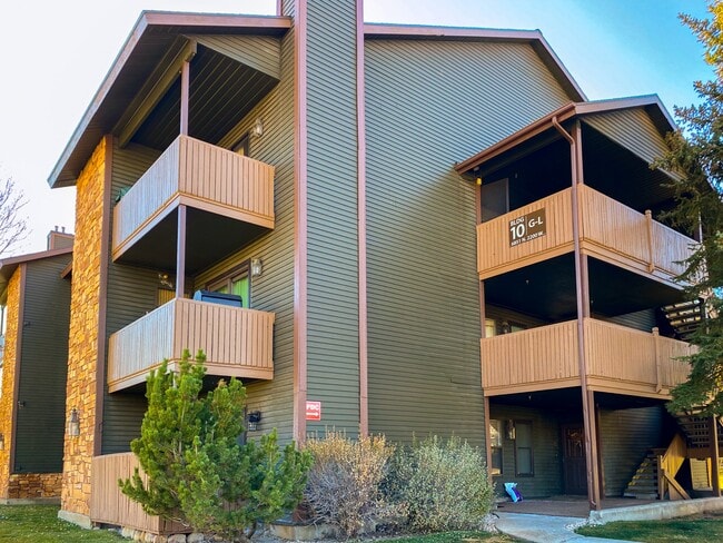 Building Photo - 6851 N 2200 W