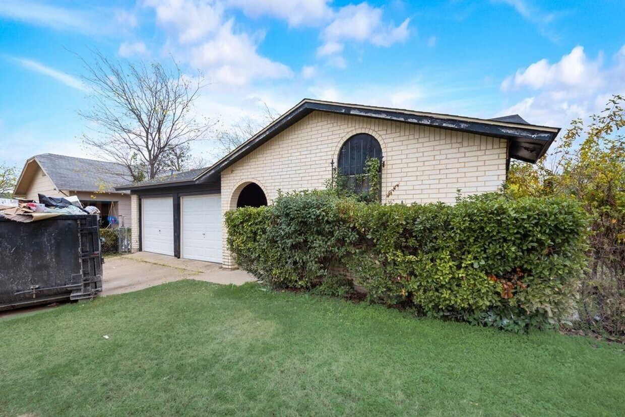 Foto principal - 2908 Rosen Ave