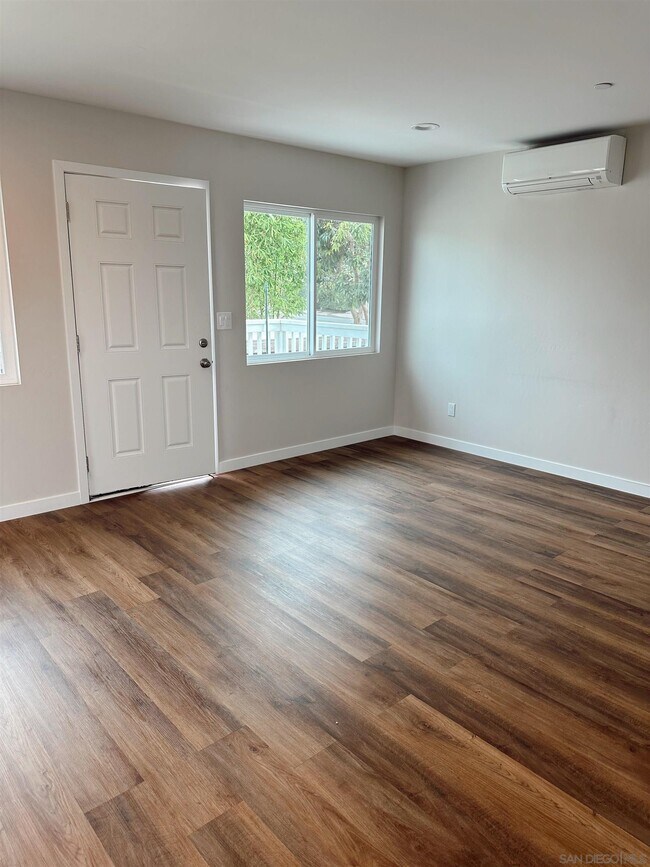 Building Photo - 1817 Drescher St