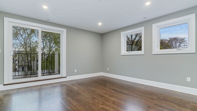 Foto del edificio - 555 E 5th St