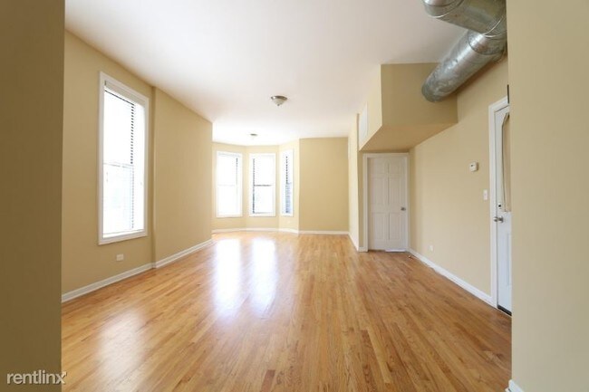 Building Photo - 2234 W Taylor St