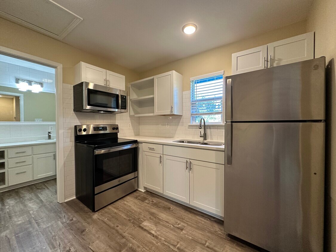 1010 Rockmoor, Canyon Lake, TX 78133 House Rental in Canyon Lake, TX