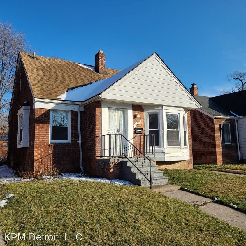 Building Photo - 3 br, 1 bath House - 15734 Fielding Summit...