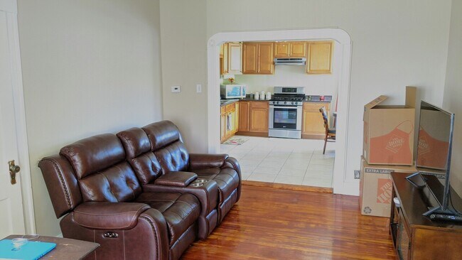 Building Photo - 862-864 Riverside Drive, Methuen MA