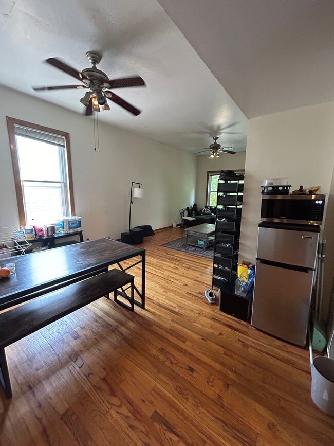 Photo - 1617 N Hudson Ave Apartment