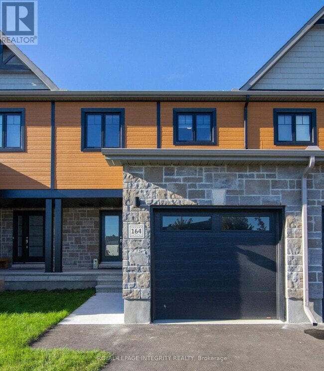 Building Photo - 164 St Malo Pl