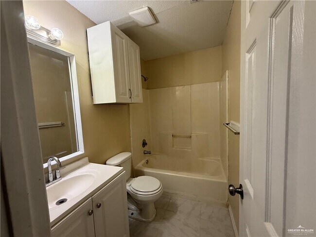 Foto del edificio - 6209 S Azul Ln