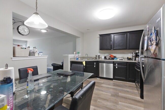 Foto del edificio - 3092 Serenity Ln