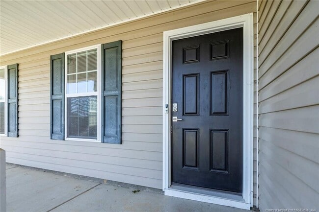 Building Photo - 2105 Calista Cir