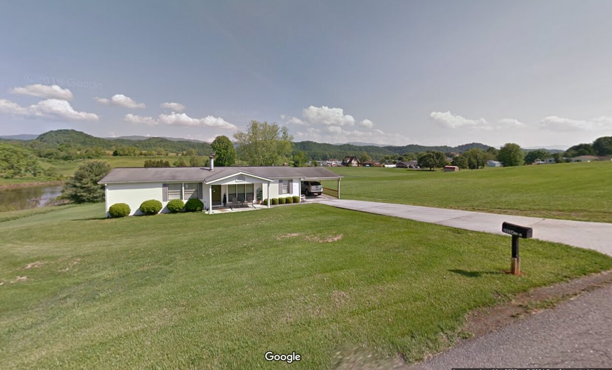 Primary Photo - 20534 Lake Rd