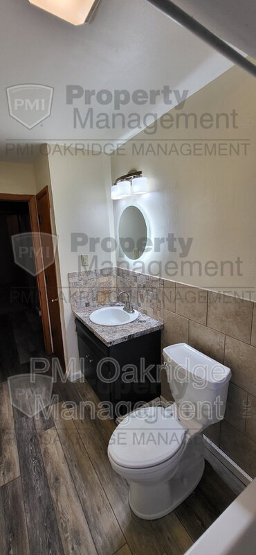 Foto del edificio - 425 Heather St