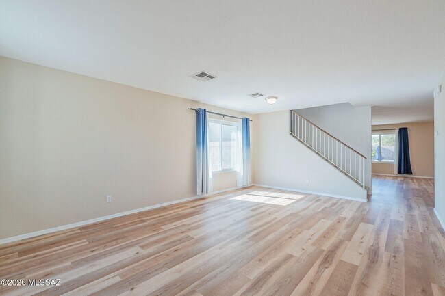 Foto del edificio - 10095 N Mill Crossing Way