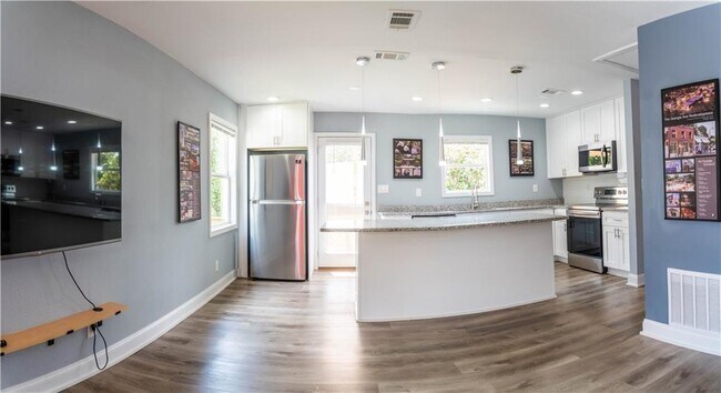 Foto del edificio - 807 Grant St SE