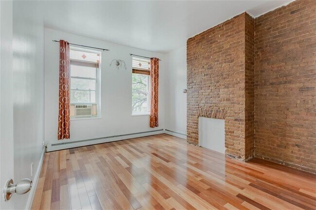 Foto del edificio - 212 9th St