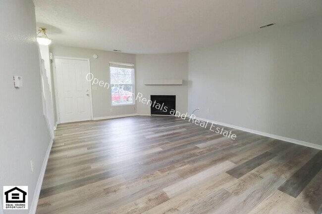 Foto del edificio - 7711 E State Blvd