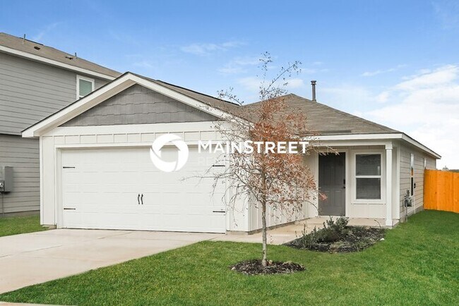Foto del edificio - 3 Bedroom Pet-Friendly Home in New Braunfels, TX with Main Street Renewal