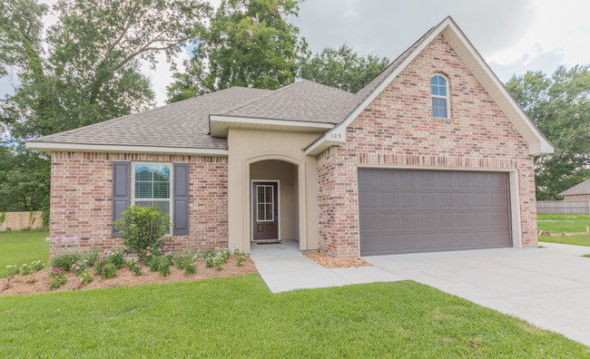 Building Photo - 105 Moss Bluff Drive