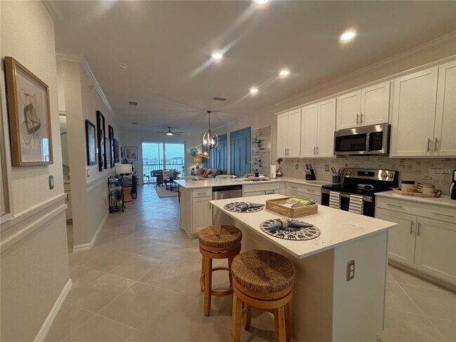 Building Photo - 12140 Wellen Golf St