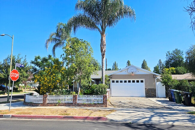 Building Photo - 22957 Stagg St