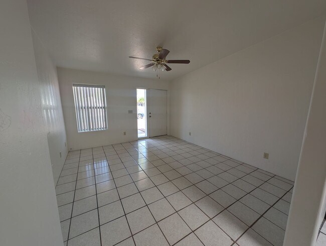 Foto del edificio - 2319 N Sonoita Ave