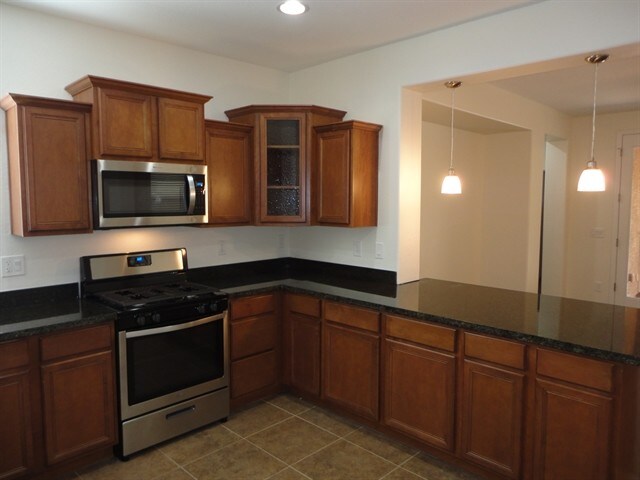 Foto del edificio - 3282 E Oakland St