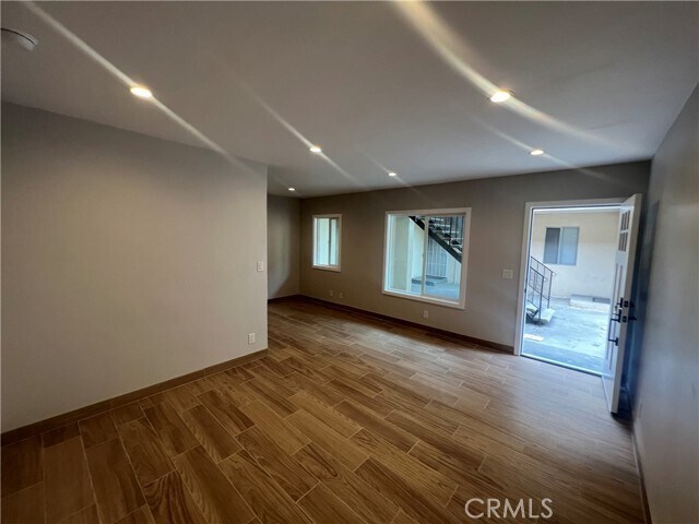 Foto del edificio - 13425 Vanowen St