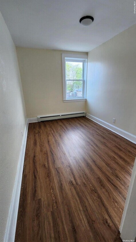 Foto principal - 199 S Franklin St