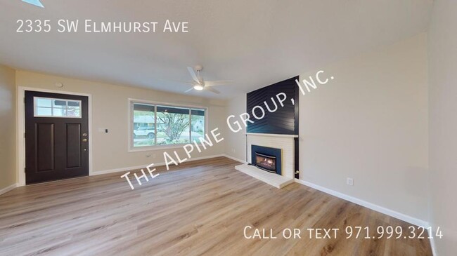 Building Photo - 2335 SW Elmhurst Ave
