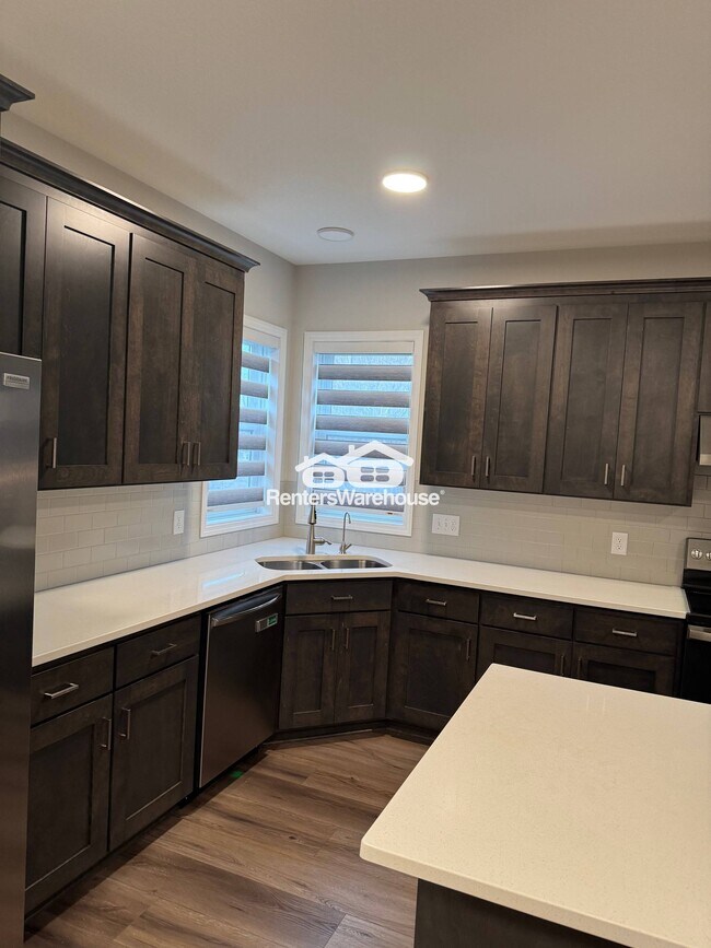 Foto del edificio - 17955 Headwaters Dr