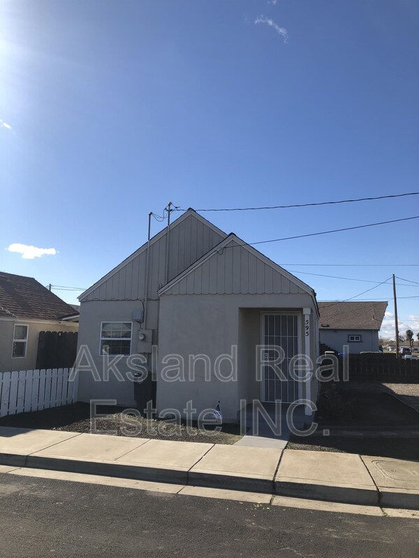 Building Photo - 595 N Grant Ave
